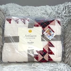 martha stewart gorgeous Queen Quilt.